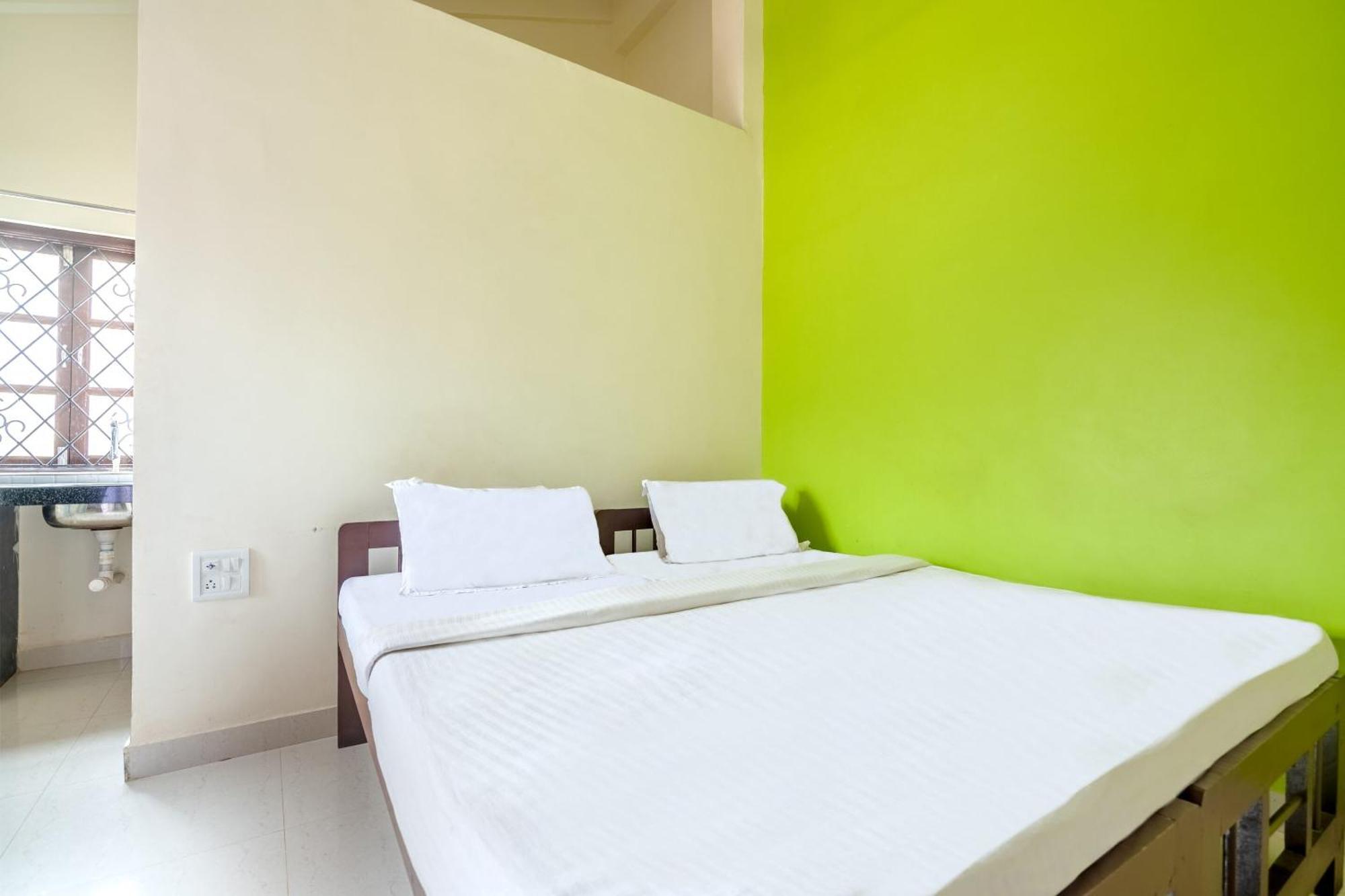 Spot On Ps Guest House Calangute Εξωτερικό φωτογραφία